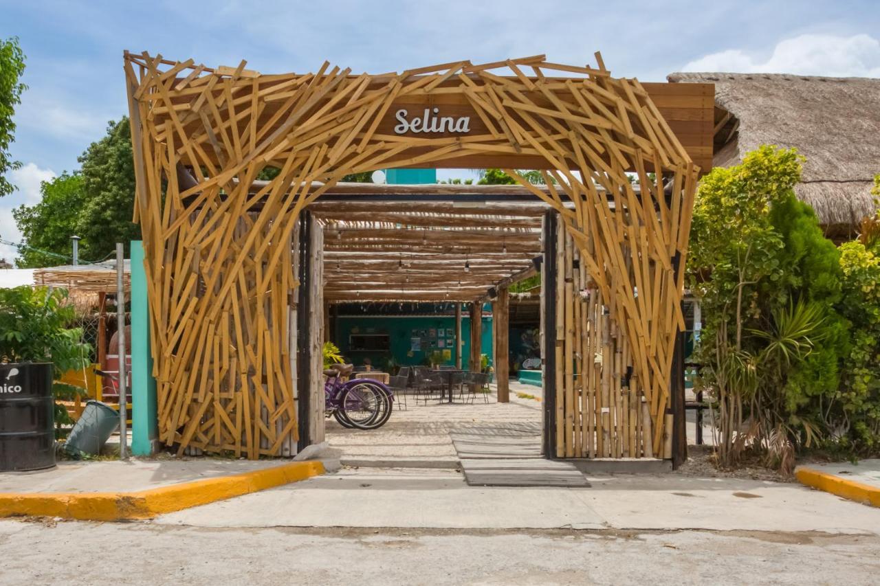 Selina Cancun Downtown Exterior photo